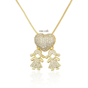 Colar Coração de Mãe com Filhos – Amor Infinito em Brilhantes de Zircônia - PROMOÇÃO DE LANÇAMENTO, SÓ HOJE!