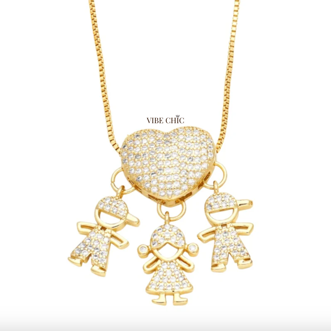 Colar Coração de Mãe com Filhos – Amor Infinito em Brilhantes de Zircônia - PROMOÇÃO DE LANÇAMENTO, SÓ HOJE!