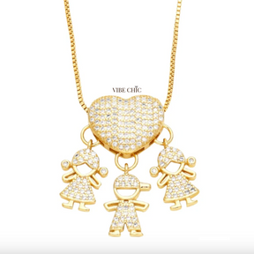 Colar Coração de Mãe com Filhos – Amor Infinito em Brilhantes de Zircônia - PROMOÇÃO DE LANÇAMENTO, SÓ HOJE!