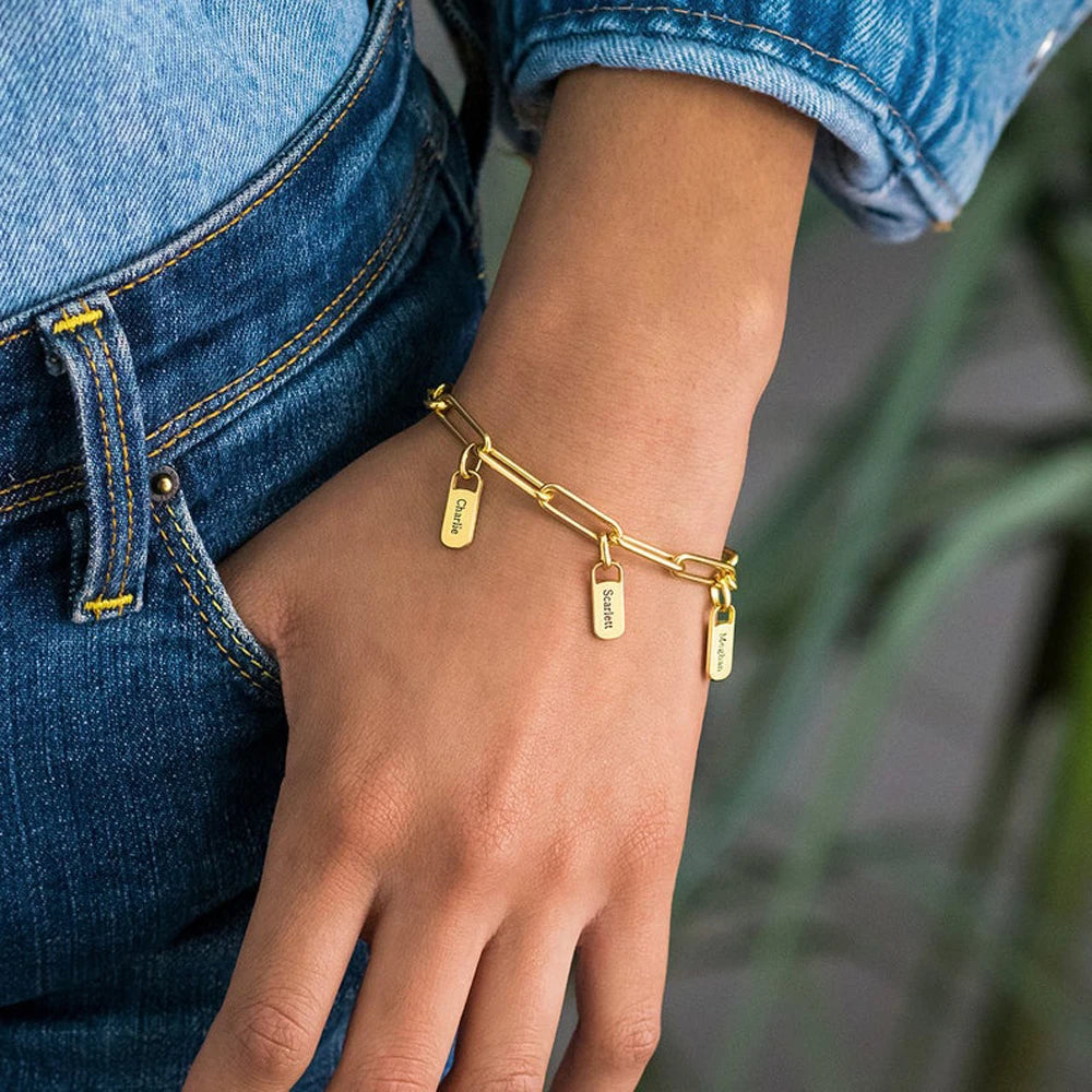 Pulseira Luxo Personalizada Feminina - Surpreenda a sua Amada! ❤️ Aproveite com 30% Off + Frete Grátis